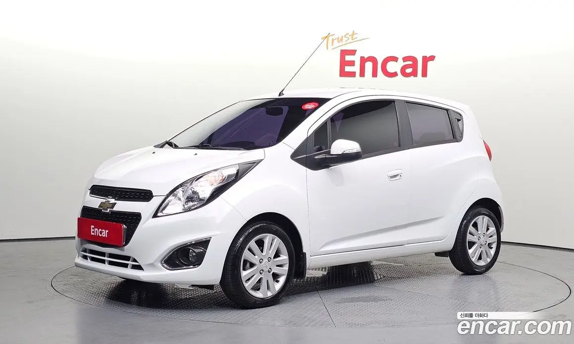Chevrolet Spark 2014 1.0 автомат (гидро), фото 1