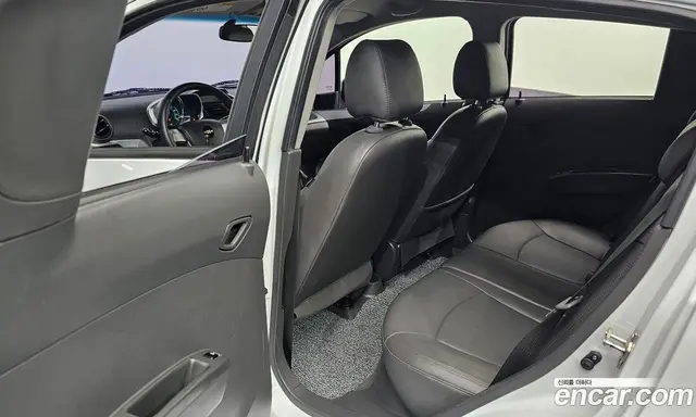 Chevrolet Spark 2014 1.0 автомат (гидро), миниатюра 11