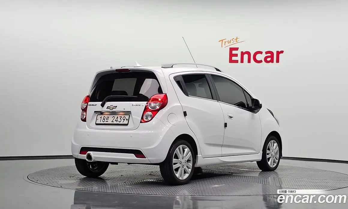Chevrolet Spark 2014 1.0 автомат (гидро), фото 1