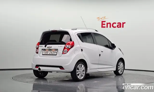 Chevrolet Spark 2014 1.0 автомат (гидро), миниатюра 1