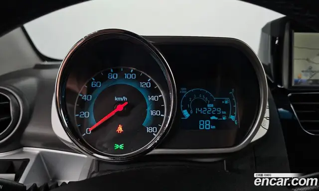 Chevrolet Spark 2014 1.0 автомат (гидро), миниатюра 10