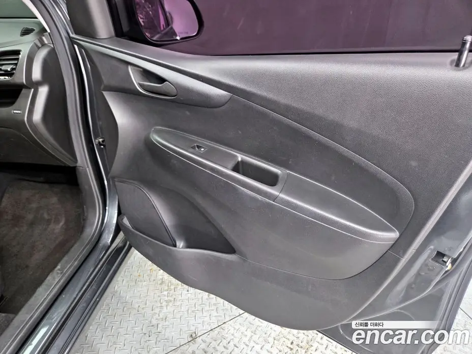 Chevrolet Spark 2016 1.0 автомат (гидро), фото 19