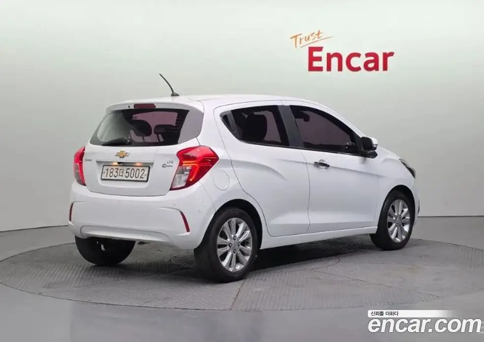 Chevrolet Spark 2016 1.0 автомат (гидро), фото 2