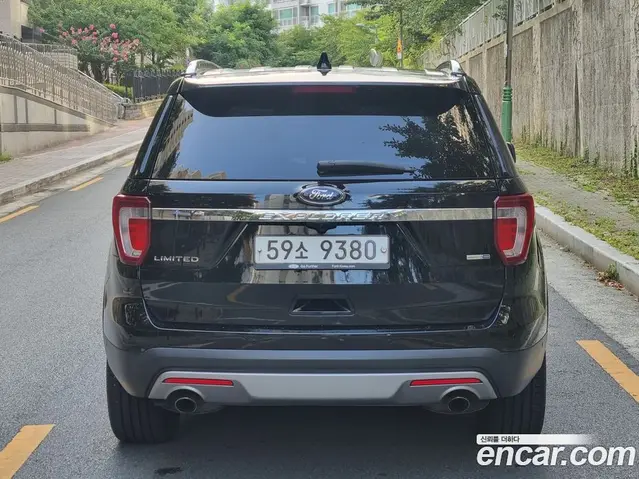 Ford Explorer 2017 2.3 автомат (гидро), миниатюра 6