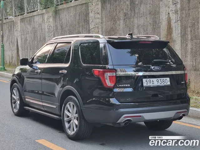 Ford Explorer 2017 2.3 автомат (гидро), миниатюра 7