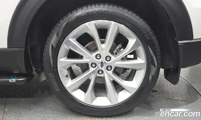 Ford Explorer 2022 3.0 автомат (гидро), миниатюра 6