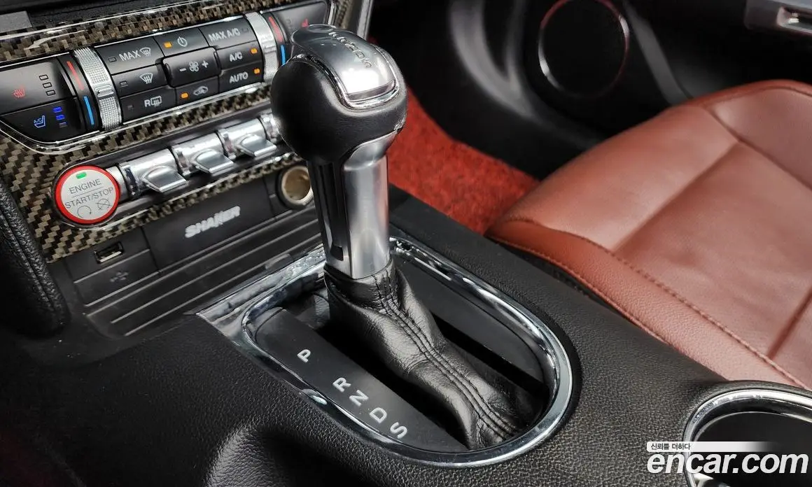 Ford Mustang 2016 2.3 автомат (гидро), фото 9