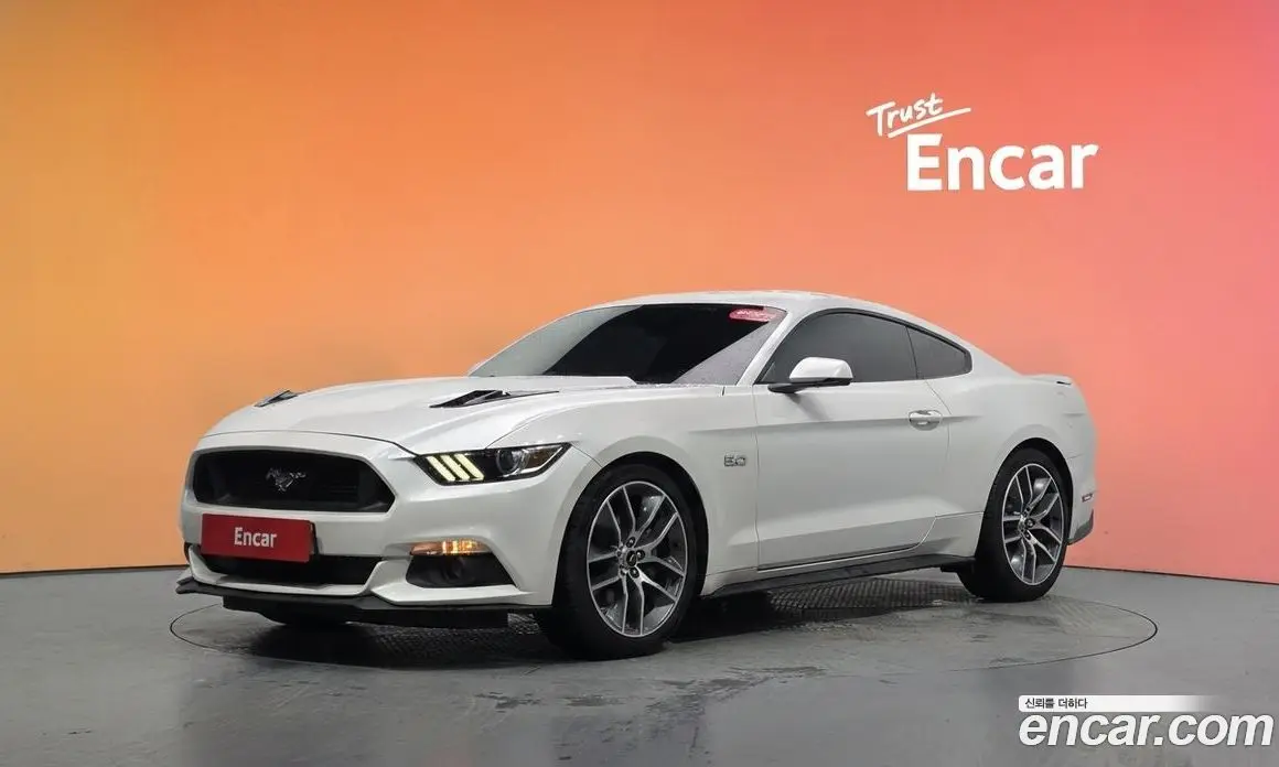 Ford Mustang 2017 2.3 автомат (гидро), фото 30