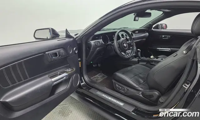 Ford Mustang 2017 2.3 автомат (гидро), миниатюра 10