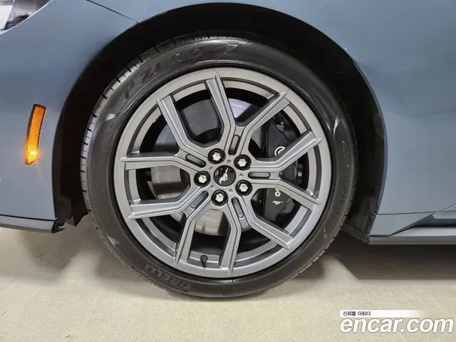 Ford Mustang 2024 2.3 автомат (гидро), миниатюра 5
