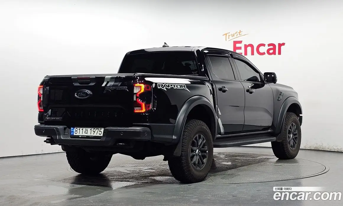 Ford Ranger 2023 2.0 автомат (гидро), фото 2