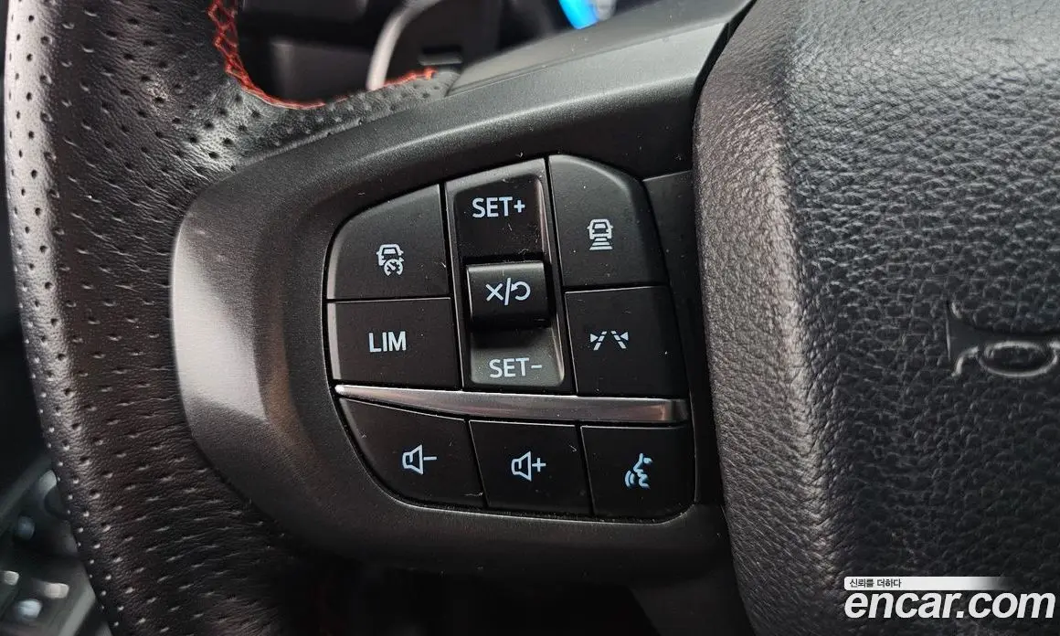 Ford Ranger 2023 2.0 автомат (гидро), фото 28