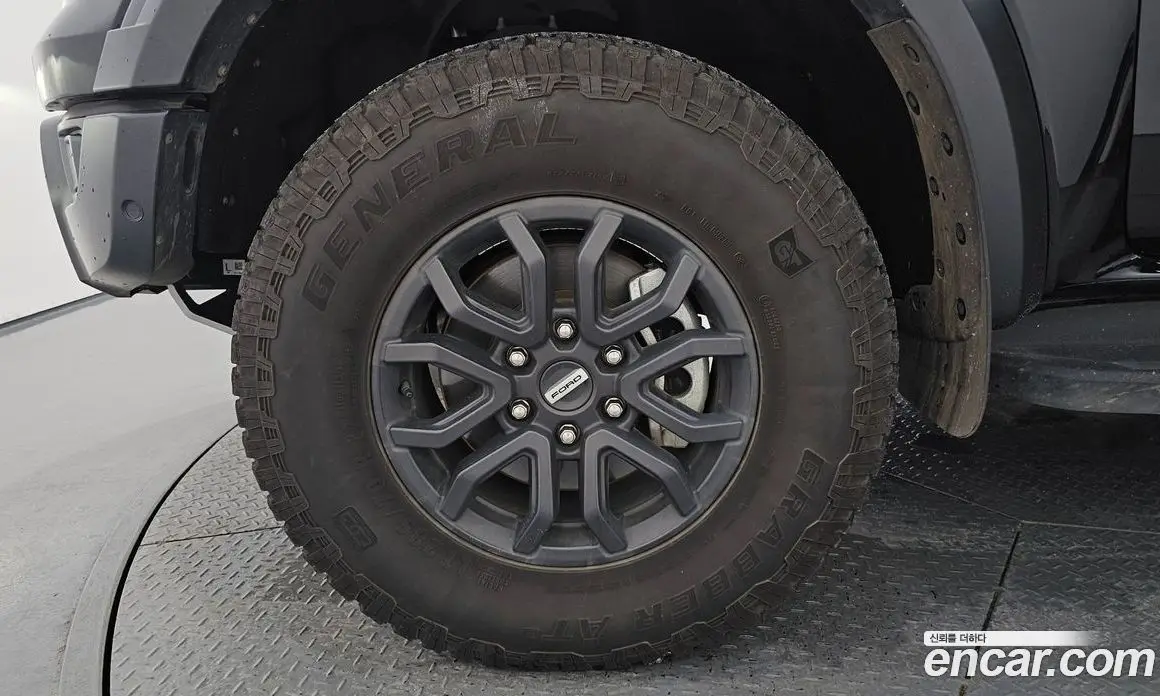 Ford Ranger 2023 2.0 автомат (гидро), фото 5