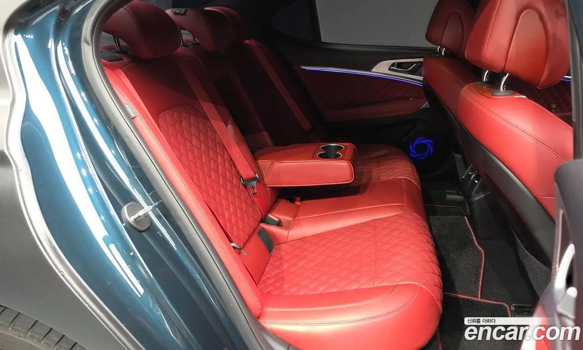 Genesis G70 2022 3.3 автомат (гидро), фото 12