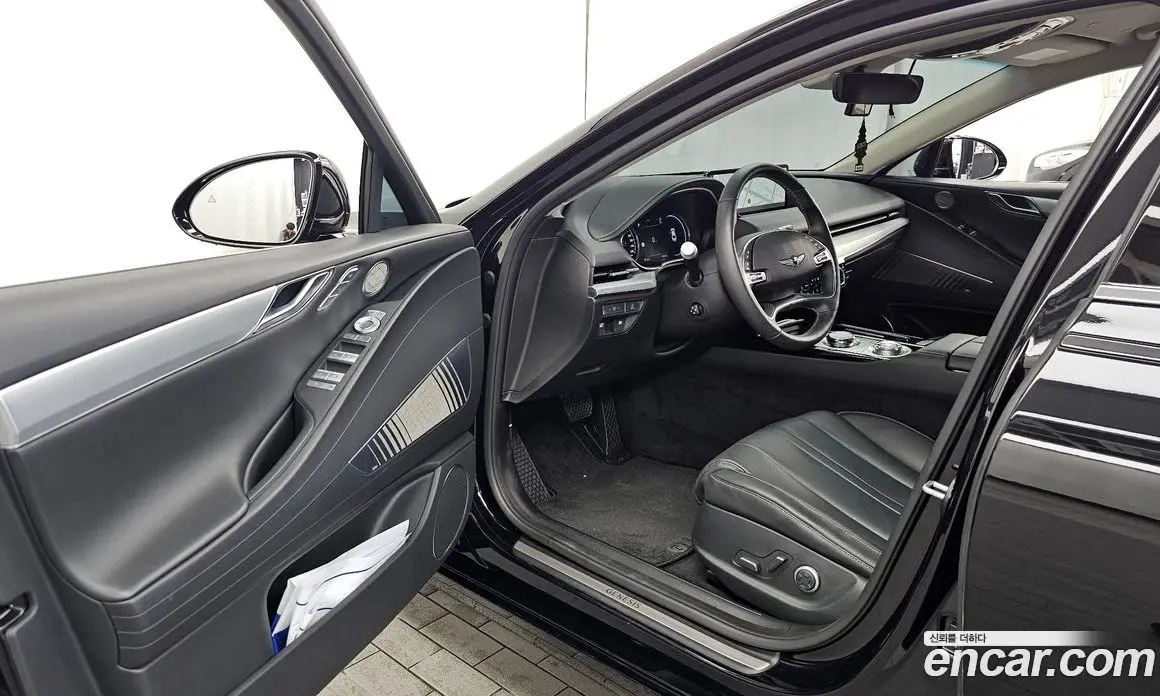 Genesis G80 2023 0.2 автомат (гидро), фото 13