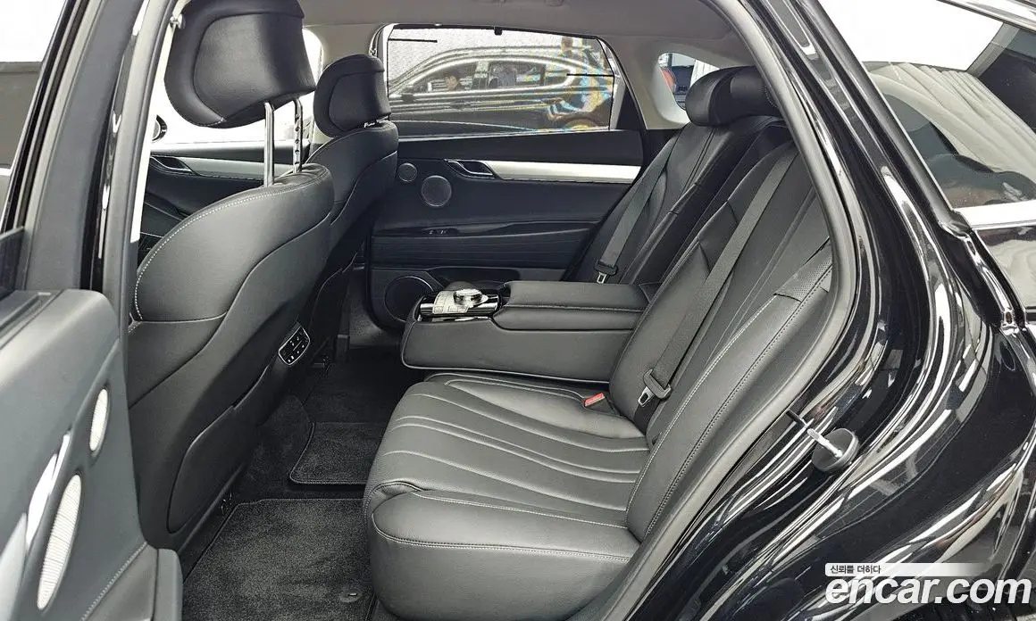 Genesis G80 2023 0.2 автомат (гидро), фото 16