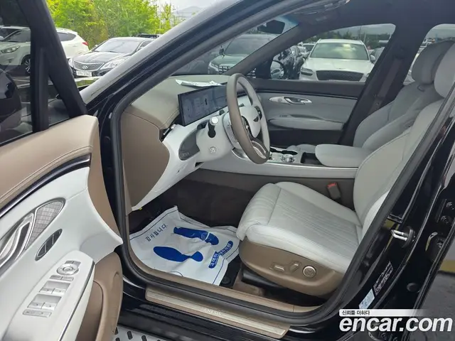 Genesis GV70 2024 2.5 автомат (гидро), миниатюра 8