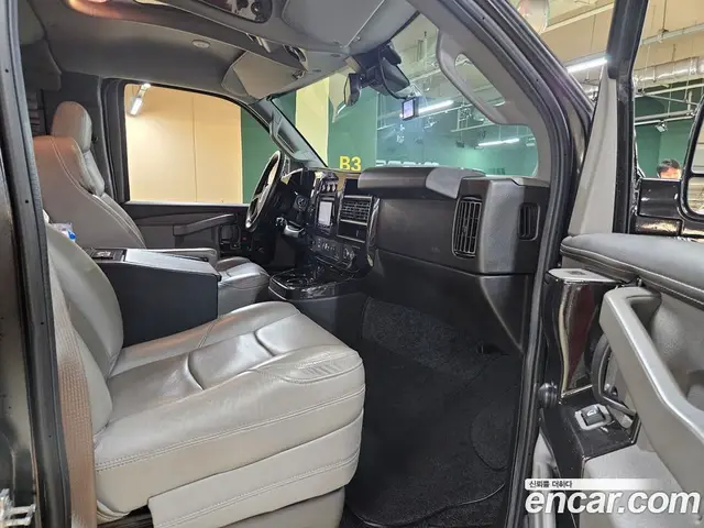 GMC Savana 2020 6.0 автомат (гидро), миниатюра 10