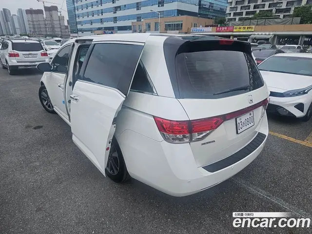 Honda Odyssey 2016 3.5 автомат (гидро), миниатюра 4 Honda Odyssey 2016 3.5 автомат (гидро), миниатюра 4