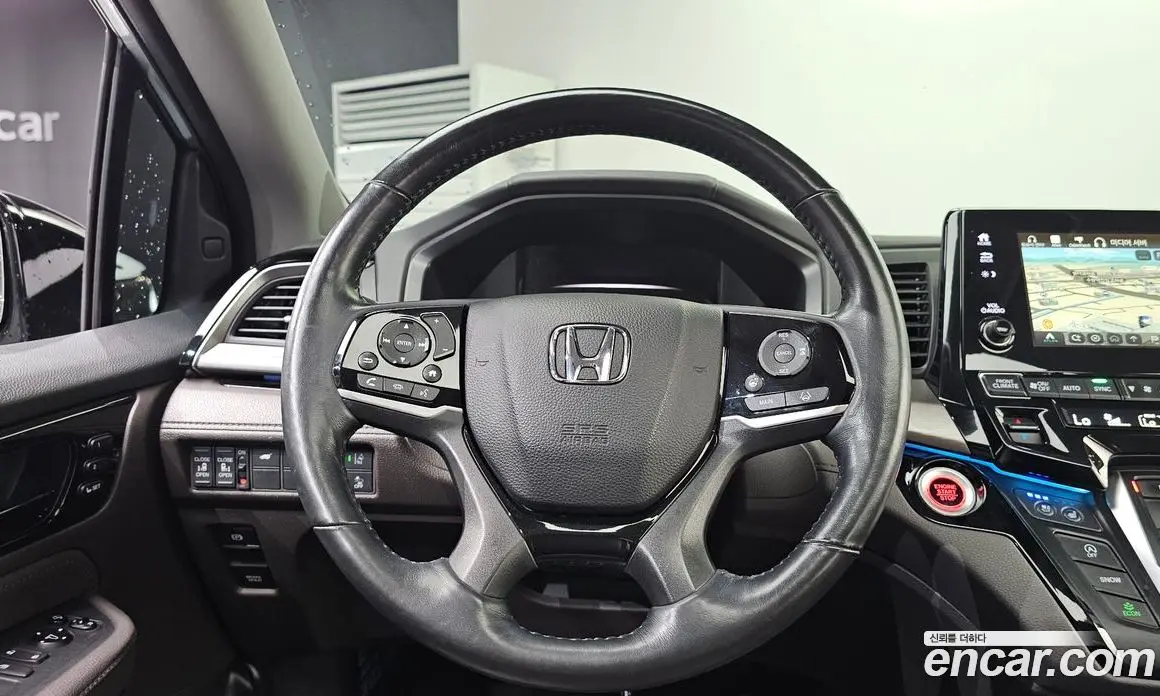Honda Odyssey 2017 3.5 автомат (гидро), фото 13