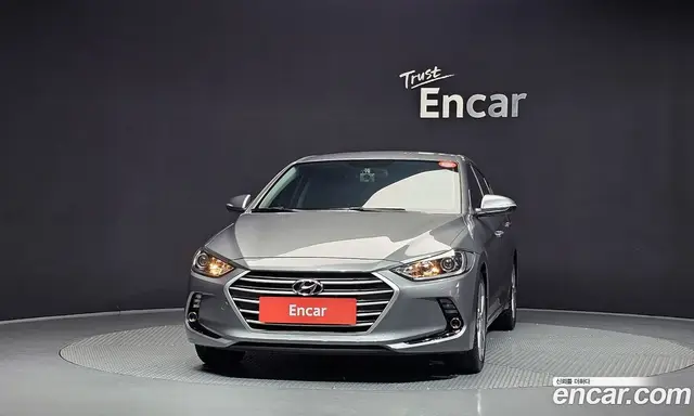 Hyundai Avante 2018 1.6 автомат (гидро), миниатюра 3