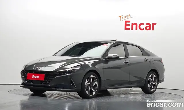 Hyundai Avante 2023 1.6 автомат (гидро), миниатюра 1