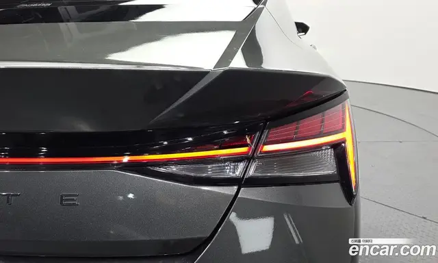 Hyundai Avante 2023 1.6 автомат (гидро), миниатюра 9