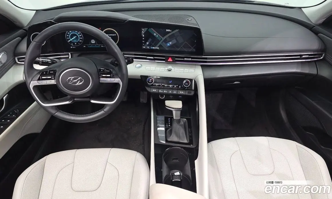 Hyundai Avante 2023 1.6 автомат (гидро), фото 10