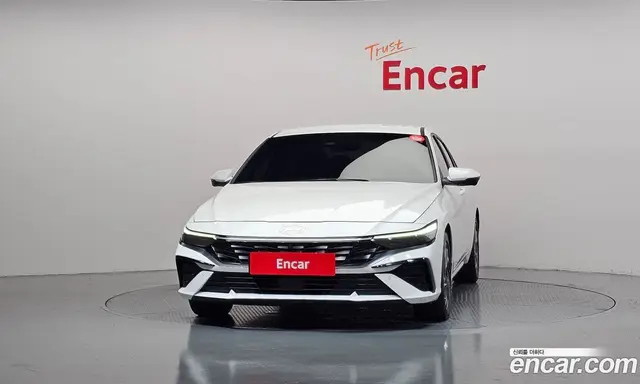 Hyundai Avante 2023 1.6 автомат (гидро), миниатюра 3