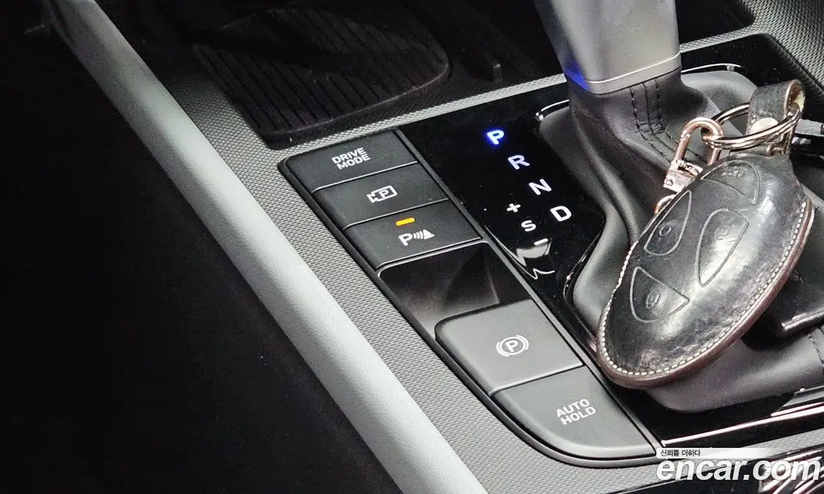 Hyundai Avante 2023 1.6 автомат (гидро), фото 29