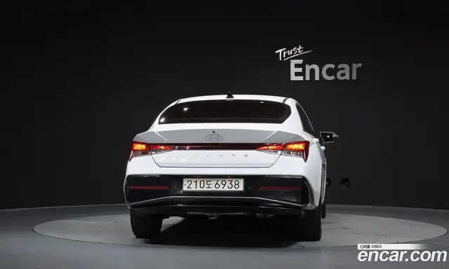 Hyundai Avante 2024 1.6 автомат (гидро), миниатюра 4