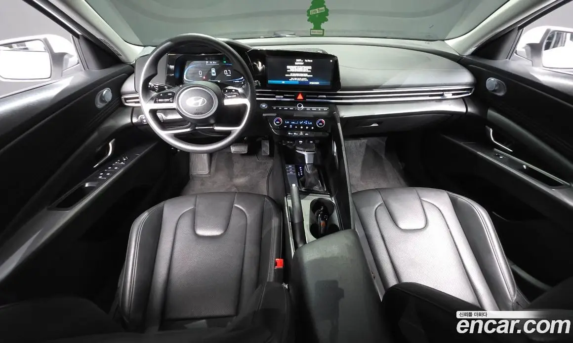 Hyundai Avante 2024 1.6 автомат (гидро), фото 10