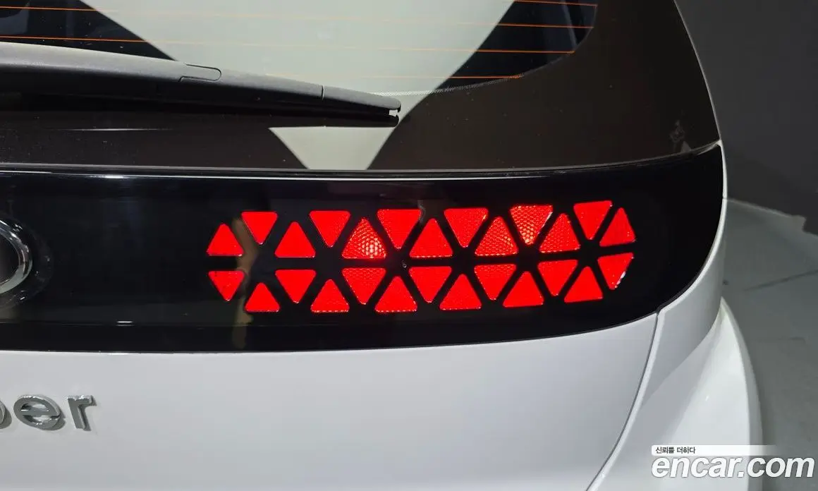 Hyundai Casper 2022 1.0 автомат (гидро), фото 9