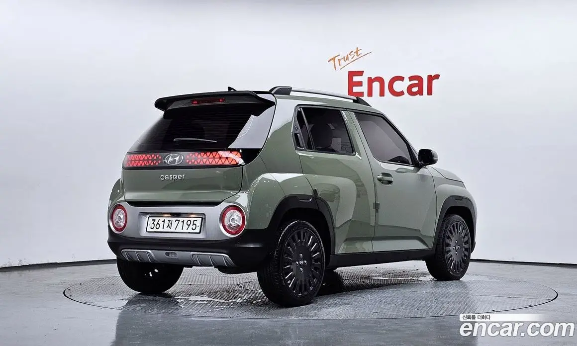 Hyundai Casper 2023 1.0 автомат (гидро), фото 2