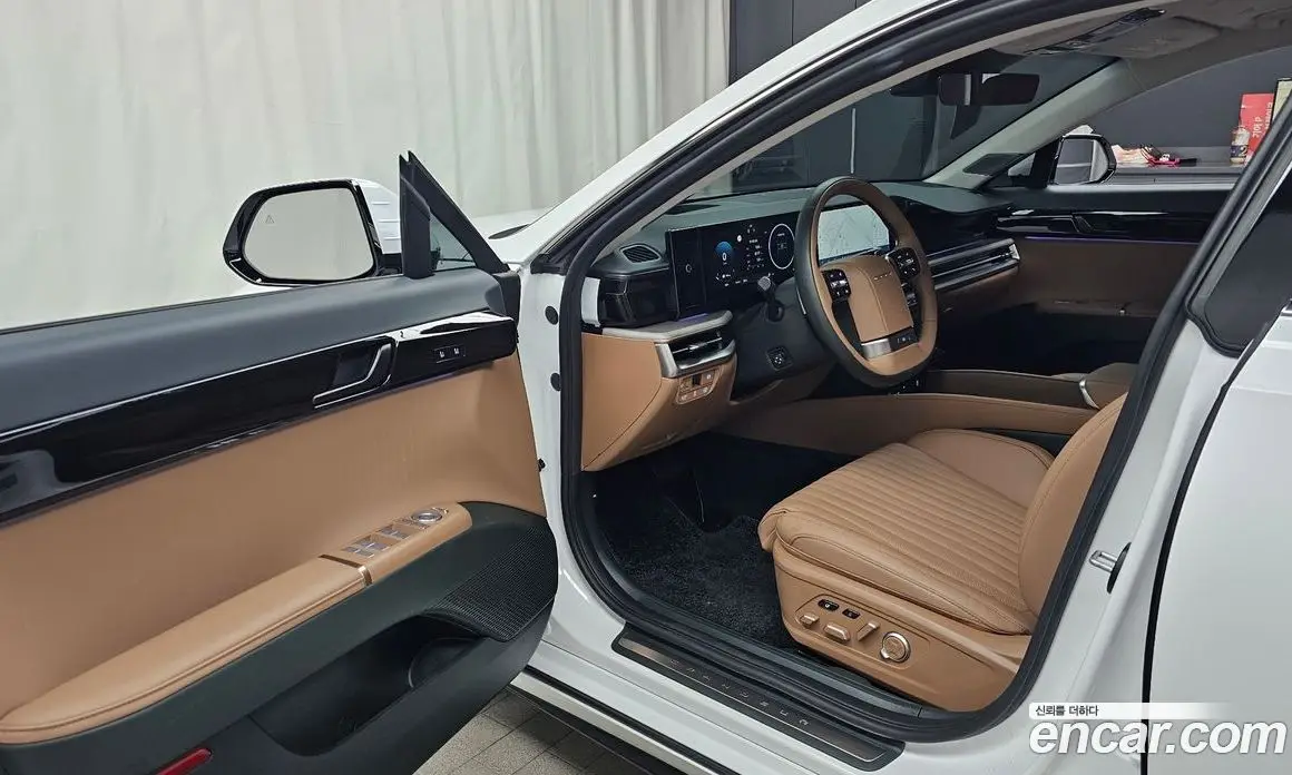 Hyundai Grandeur 2025 1.6 автомат (гидро), фото 13