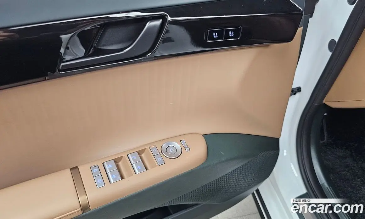 Hyundai Grandeur 2025 1.6 автомат (гидро), фото 27