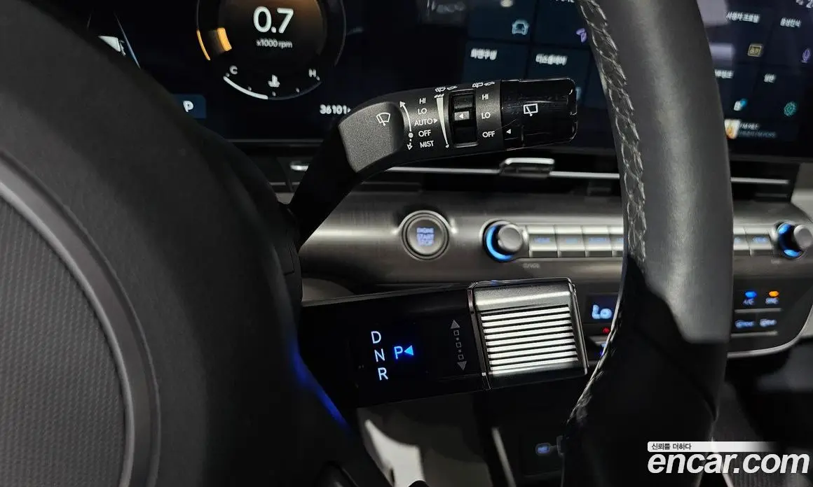 Hyundai Kona 2023 1.6 автомат (гидро), фото 11