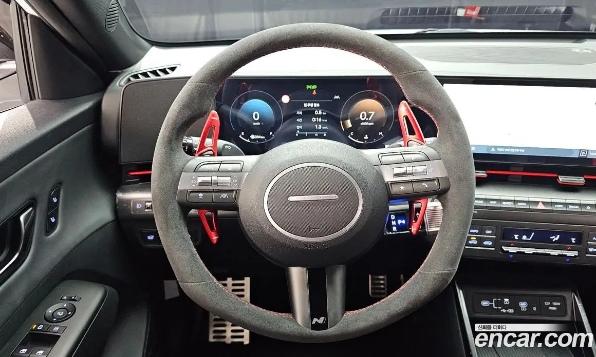 Hyundai Kona 2024 1.6 автомат (гидро), фото 19