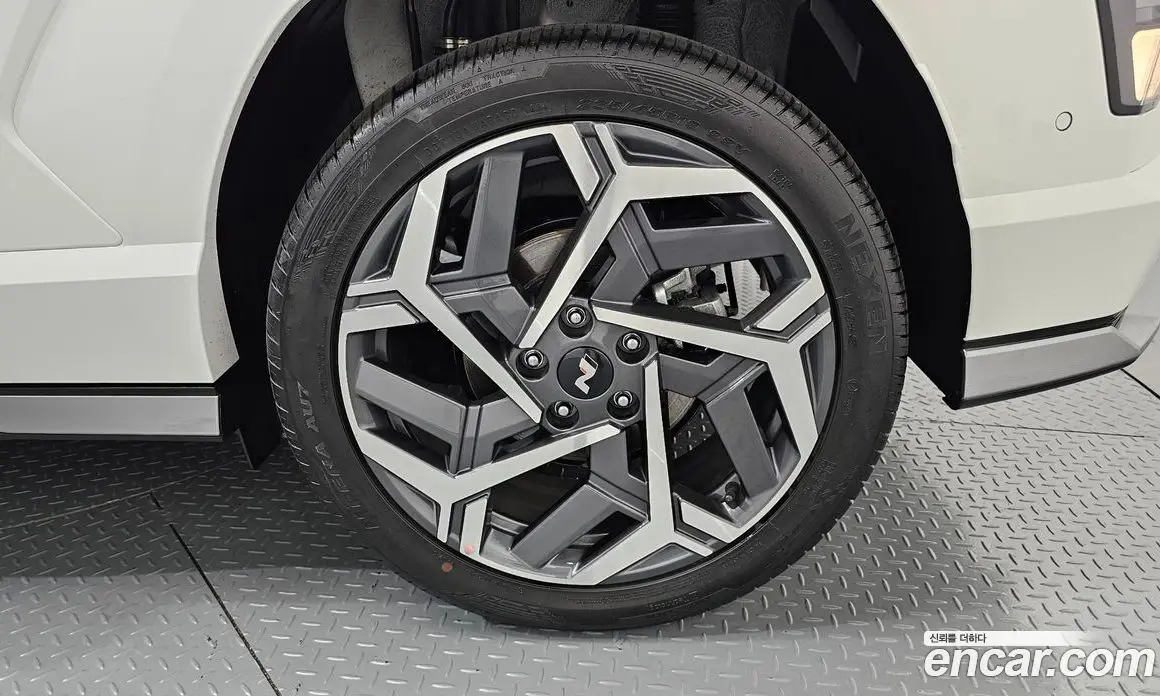 Hyundai Kona 2024 1.6 автомат (гидро), фото 7