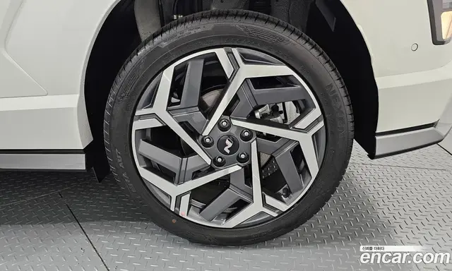 Hyundai Kona 2024 1.6 автомат (гидро), миниатюра 7