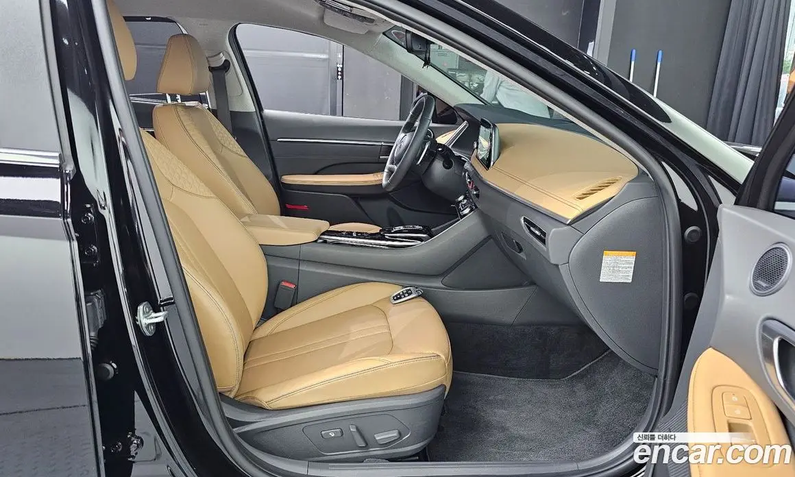 Hyundai Sonata 2021 2.0 автомат (гидро), фото 12