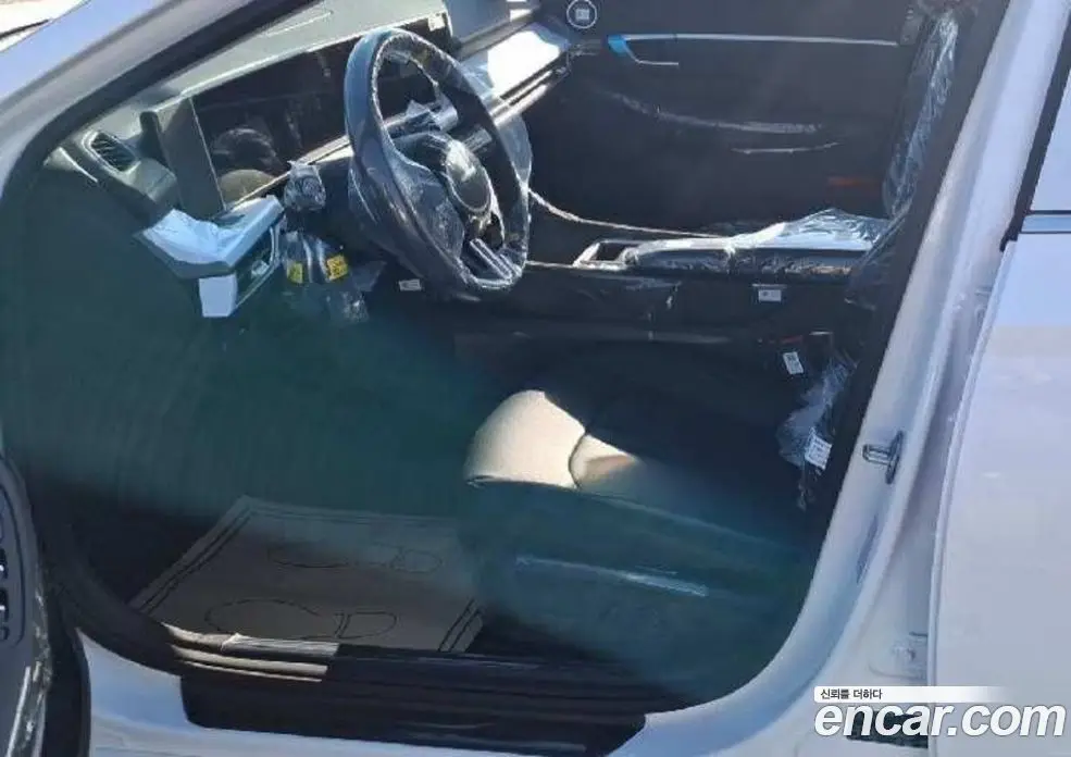 Hyundai Sonata 2025 1.6 автомат (гидро), фото 4