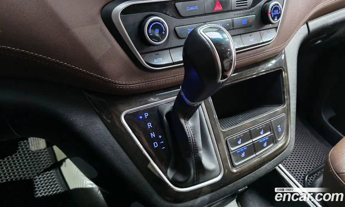 Hyundai Starex 2018 2.5 автомат (гидро), фото 9