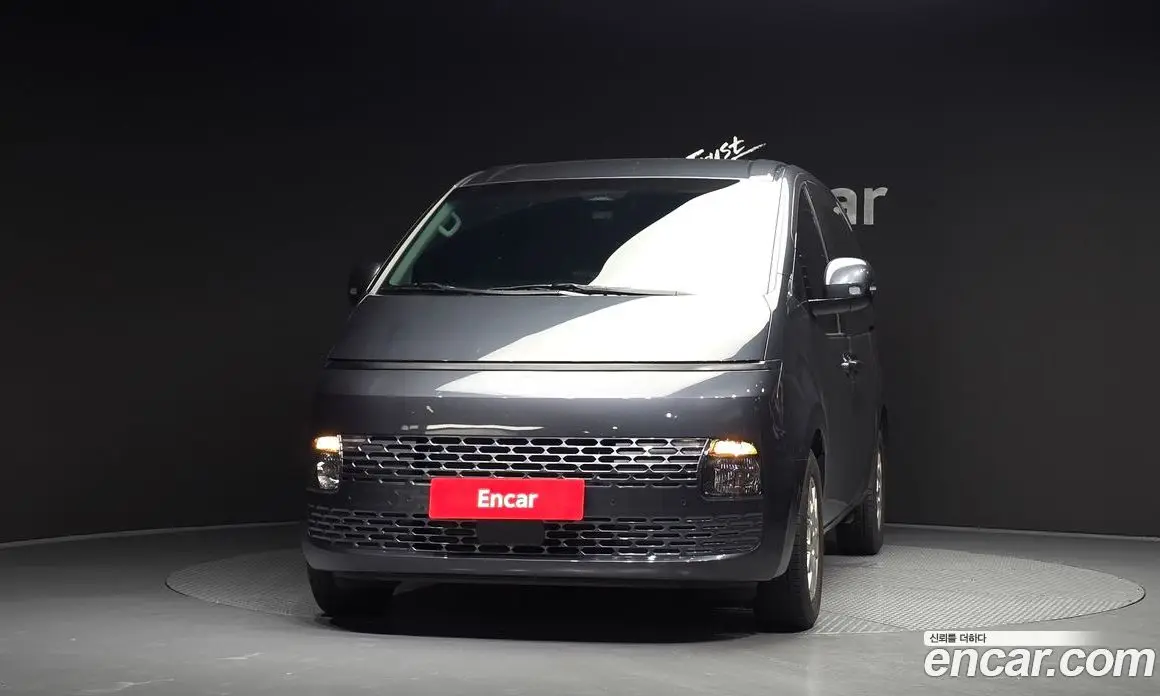 Hyundai Staria 2024 3.5 автомат (гидро), фото 3