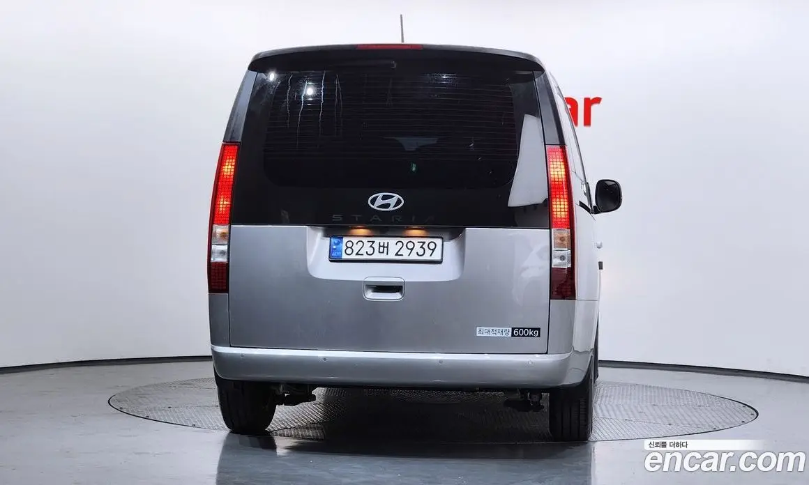 Hyundai Staria 2024 3.5 автомат (гидро), фото 4 Hyundai Staria 2024 3.5 автомат (гидро), фото 4