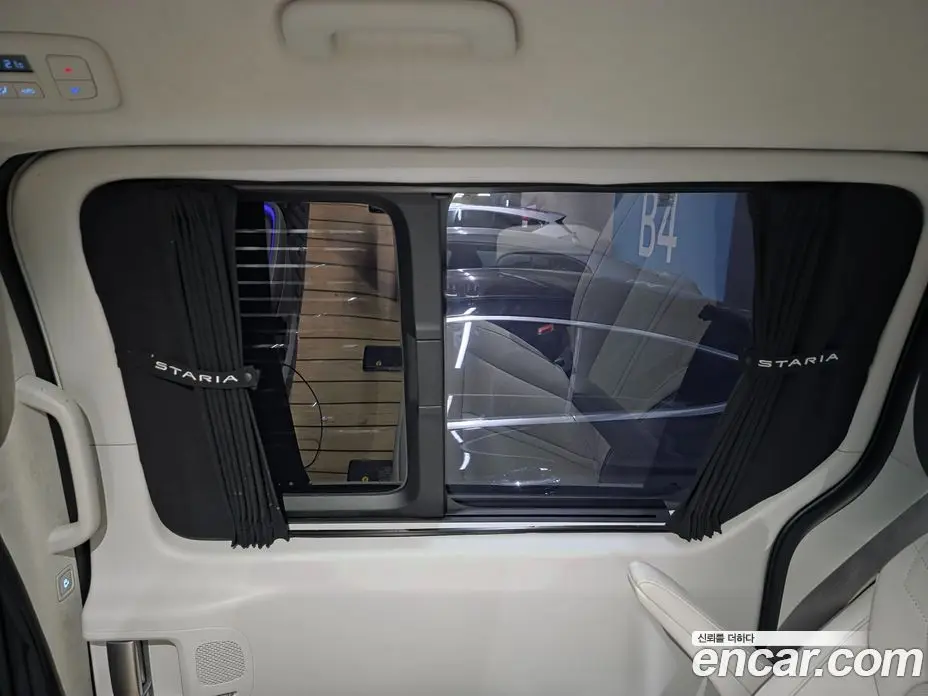 Hyundai Staria 2025 2.2 автомат (гидро), фото 11