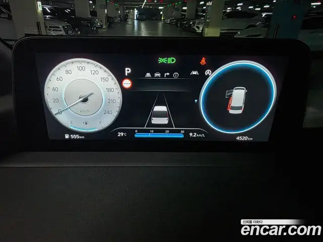 Hyundai Staria 2025 2.2 автомат (гидро), миниатюра 8