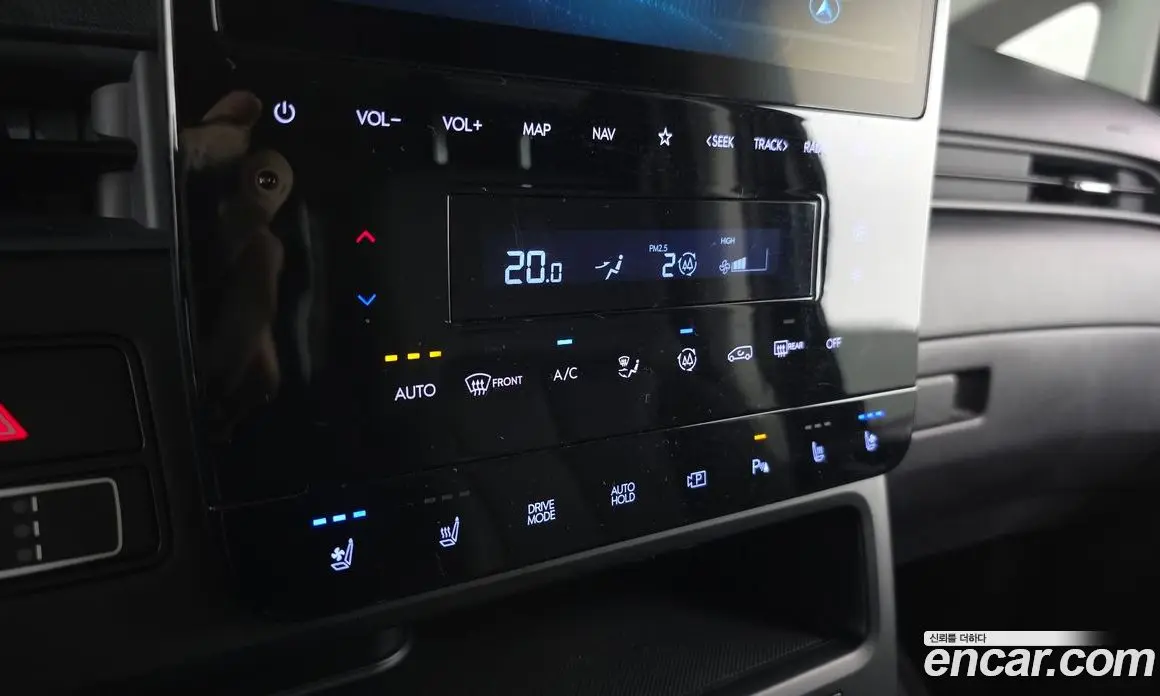 Hyundai Staria 2025 2.2 автомат (гидро), фото 22