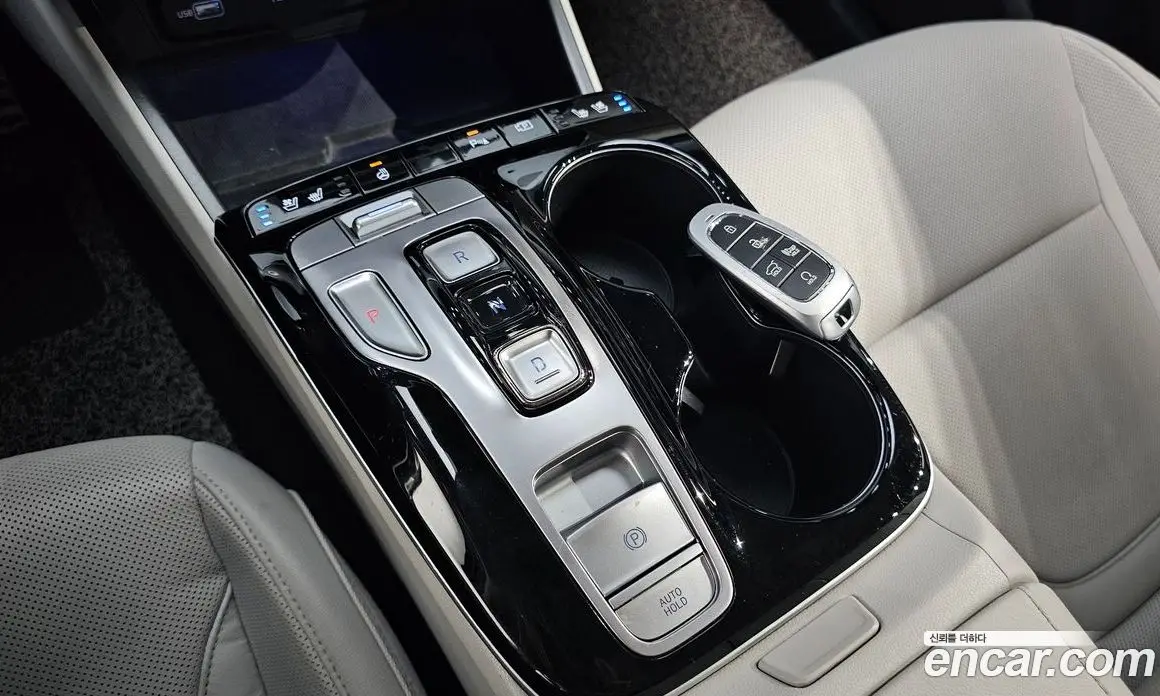 Hyundai Tucson 2022 1.6 автомат (гидро), фото 12