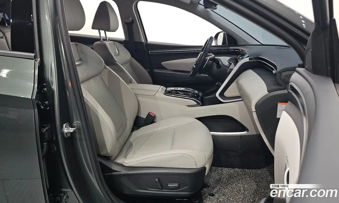 Hyundai Tucson 2022 1.6 автомат (гидро), фото 13